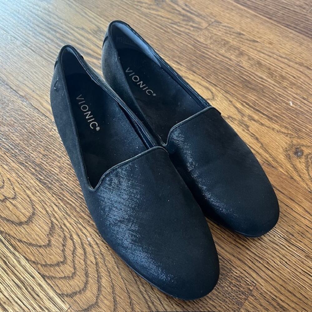 Vionic Willa II Womens 7 Black Metallic Flats Slip On Comfort Low Heel Orthotic